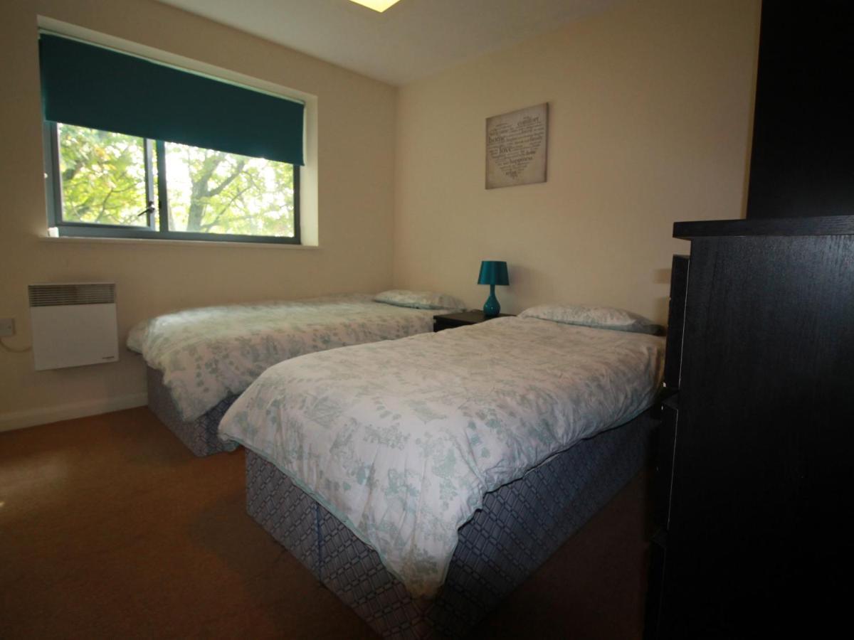 Radyr Place Apartments By Cardiff Holiday Homes Buitenkant foto