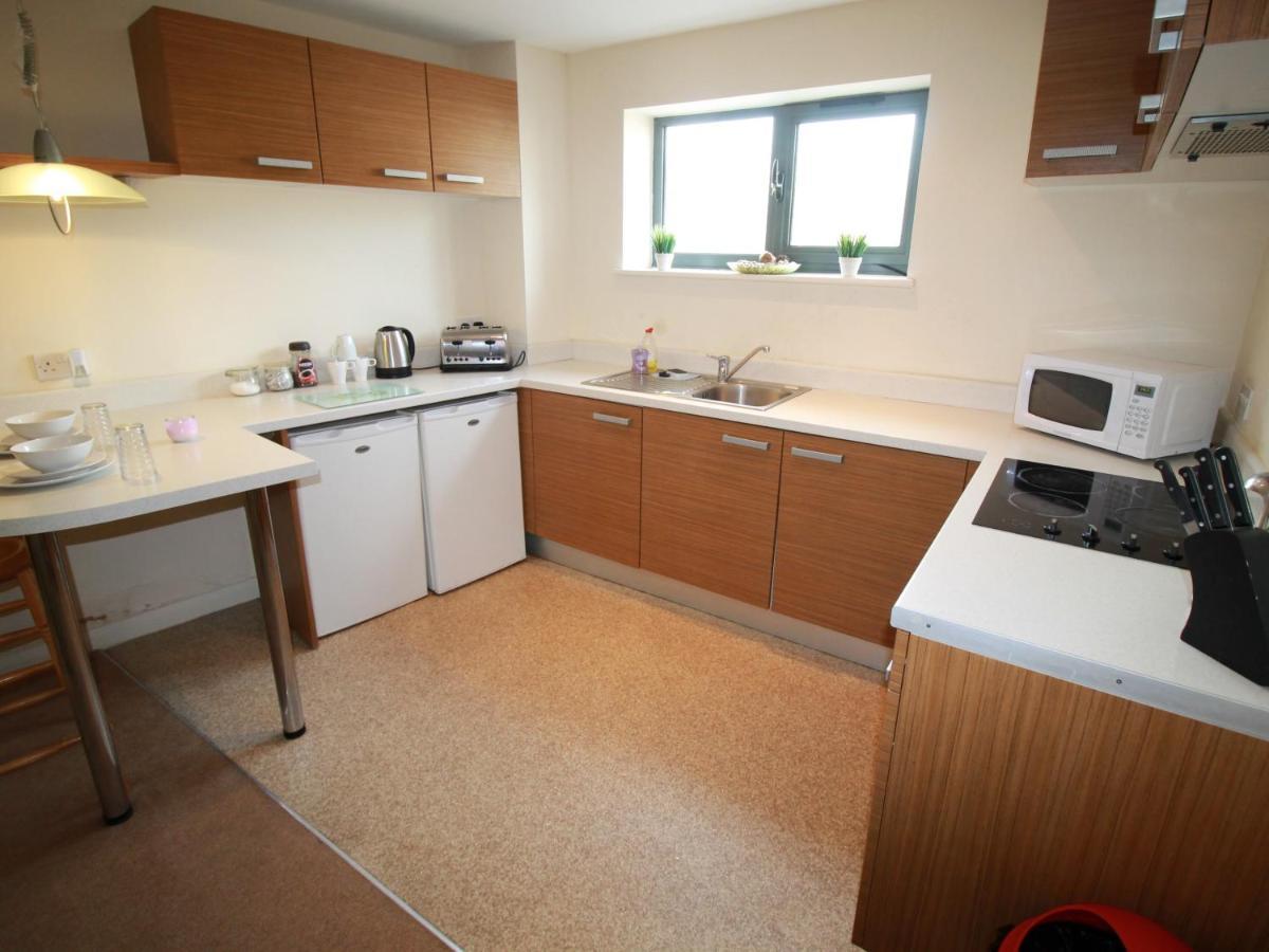 Radyr Place Apartments By Cardiff Holiday Homes Buitenkant foto