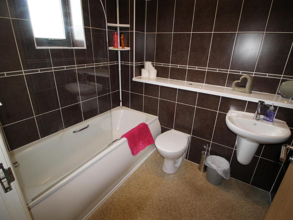 Radyr Place Apartments By Cardiff Holiday Homes Buitenkant foto